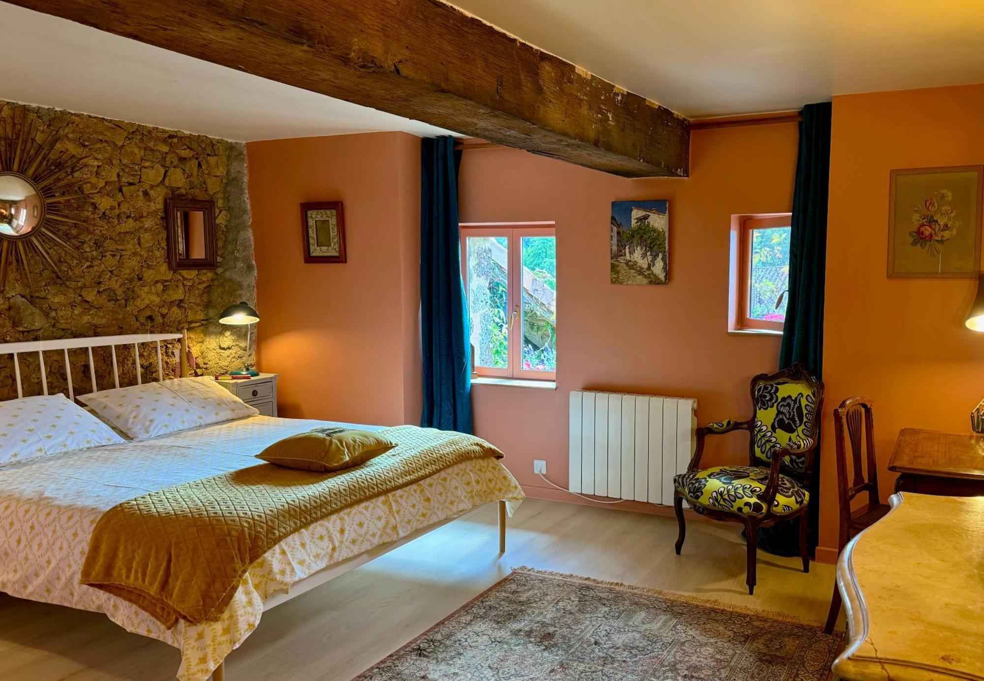 Gites Limousin - La Vienne 维代 外观 照片